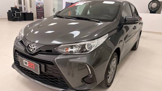 TOYOTA YARIS 1.5 16V FLEX XS MULTIDRIVE TOYOTA YARIS 1.5 16V FLEX XS MULTIDRIVE